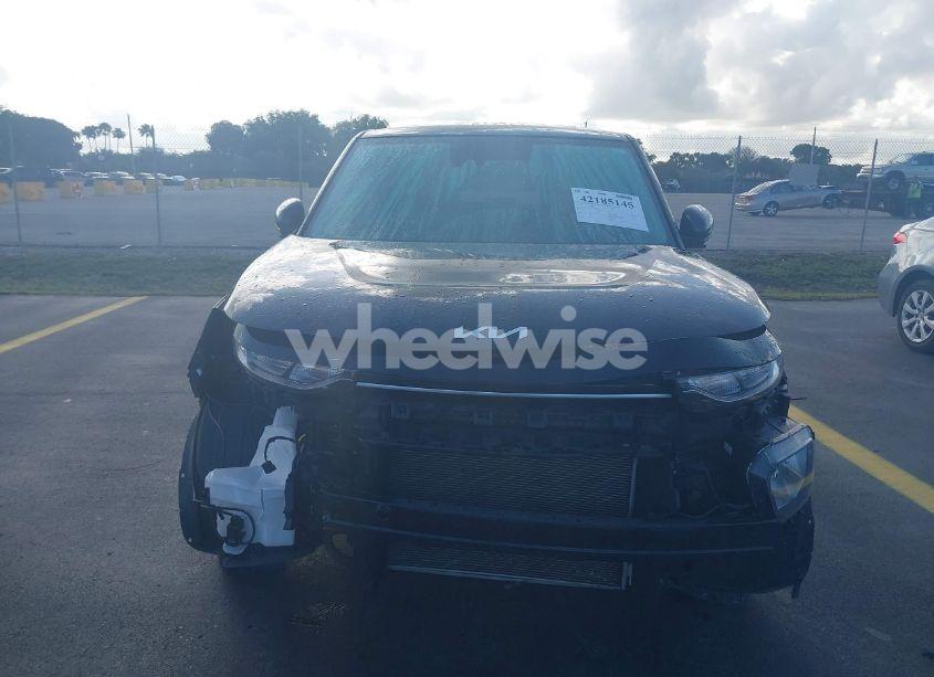 Photo 6 of 2022 Kia Soul LX (VIN KNDJ23AUXN7173797)