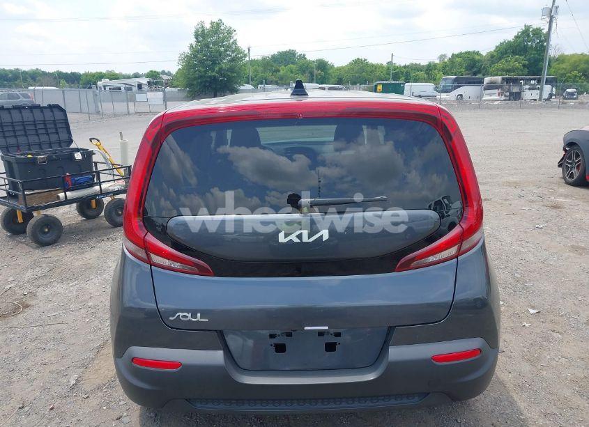 Photo 16 of 2022 Kia Soul LX (VIN KNDJ23AUXN7812485)