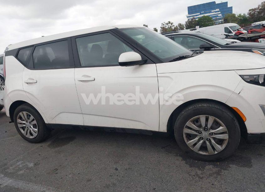 Photo 13 of 2023 Kia Soul LX (VIN KNDJ23AUXP7858434)