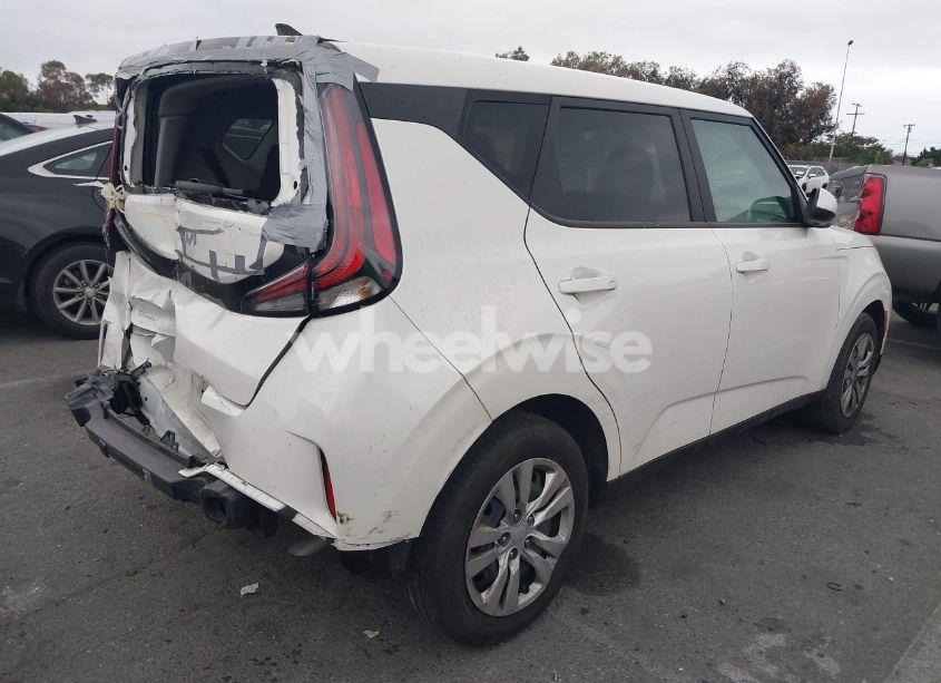 Photo 4 of 2023 Kia Soul LX (VIN KNDJ23AUXP7858434)
