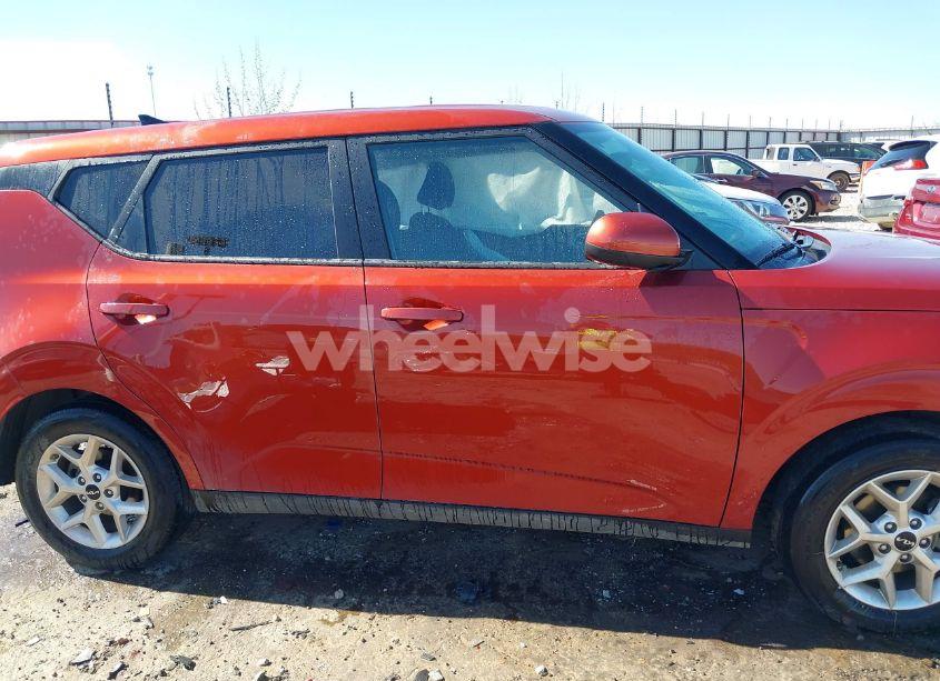 Photo 14 of 2023 Kia Soul LX (VIN KNDJ23AUXP7877601)