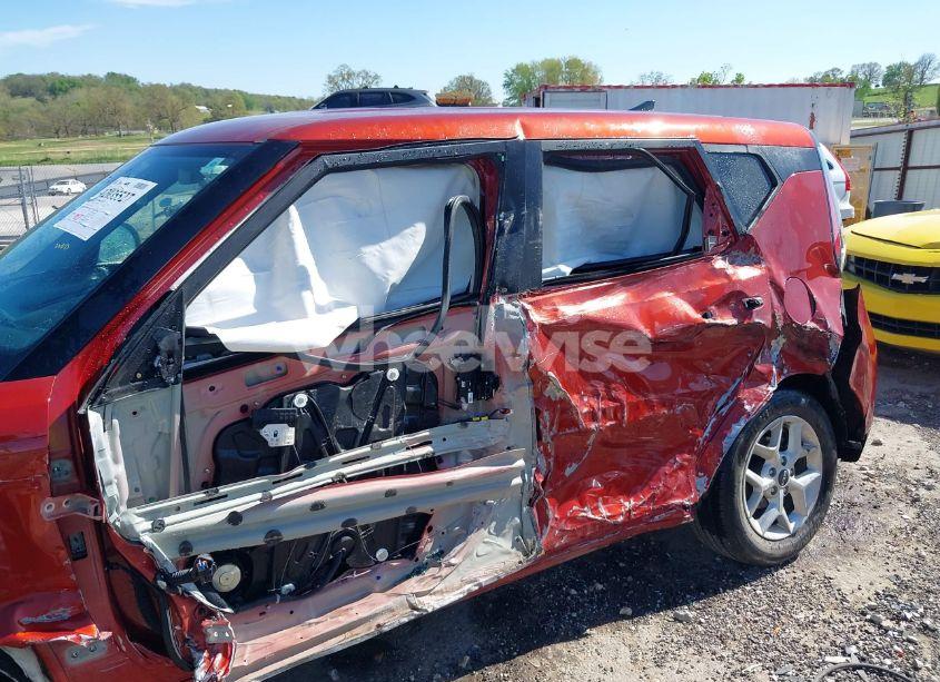 Photo 6 of 2023 Kia Soul LX (VIN KNDJ23AUXP7877601)