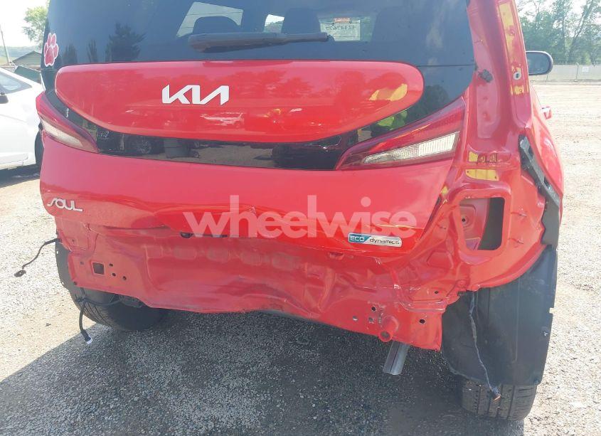 Photo 6 of 2022 Kia Soul EX (VIN KNDJ33AU1N7155766)