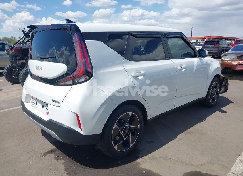 Photo 4 of 2023 Kia Soul EX (VIN KNDJ33AU1P7846511)