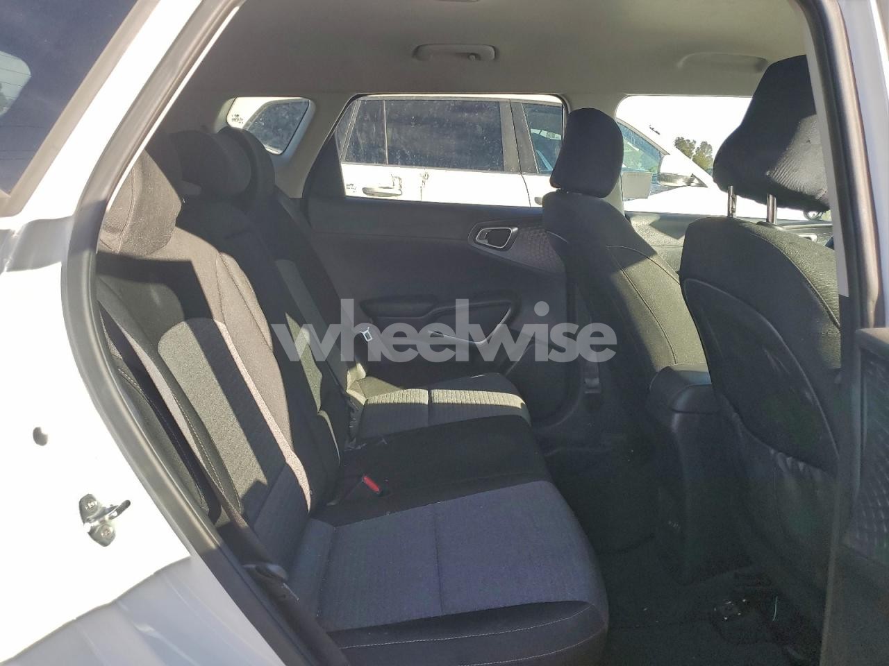 Photo 10 of 2020 KIA SOUL EX (VIN KNDJ33AU4L7707211)