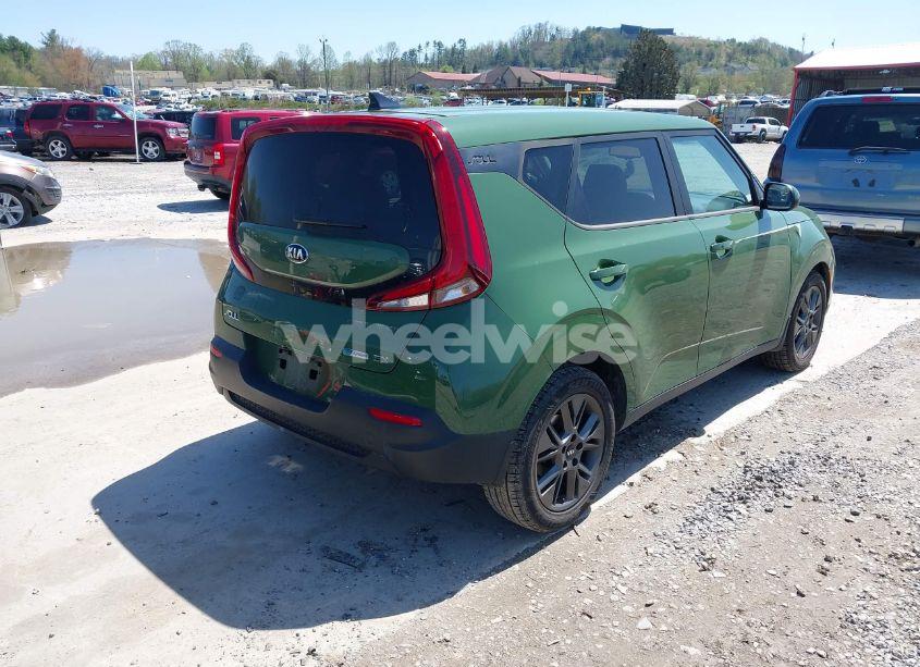 Photo 4 of 2021 Kia Soul EX (VIN KNDJ33AU4M7143898)