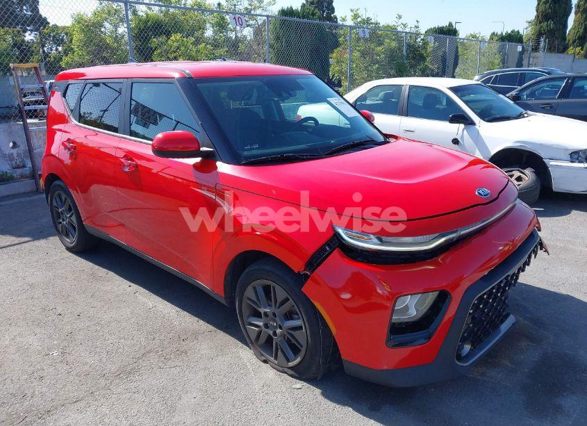 2020 Kia Soul EX (VIN KNDJ33AU8L7701704) main photo