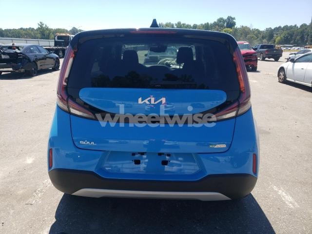 Photo 5 of 2024 KIA SOUL EX (VIN KNDJ33AUXR7218319)