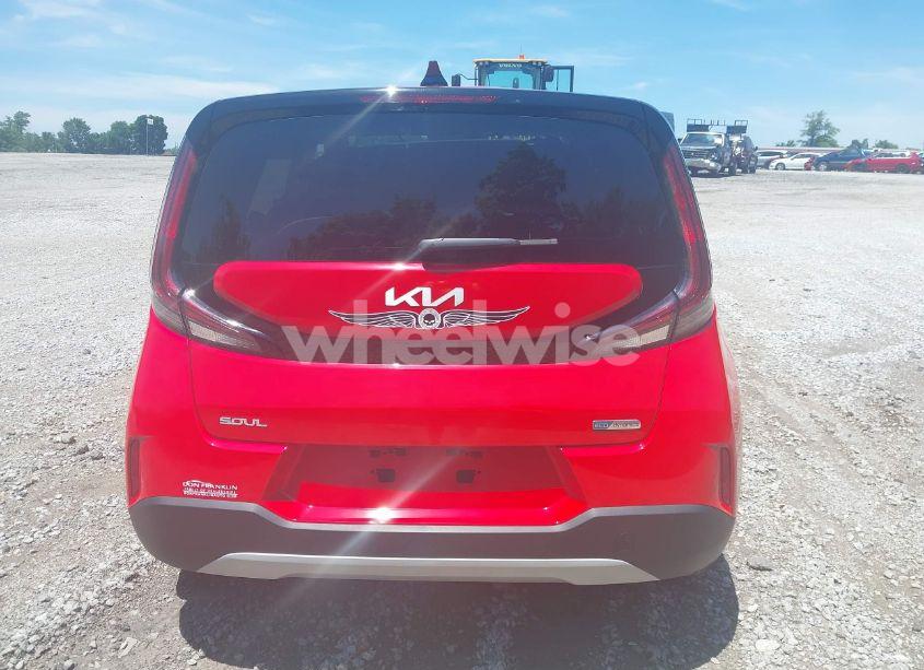 Photo 16 of 2024 Kia Soul EX (VIN KNDJ33AUXR7225268)