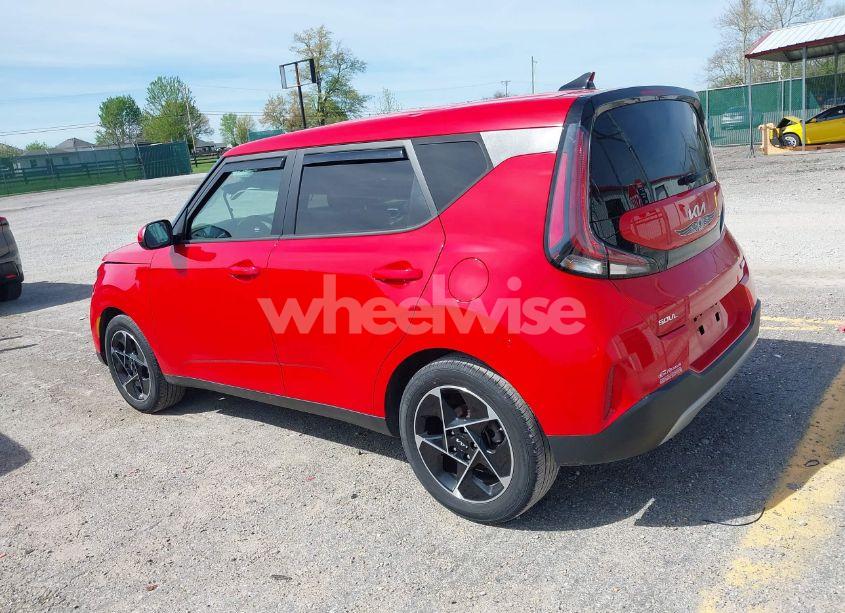 Photo 3 of 2024 Kia Soul EX (VIN KNDJ33AUXR7225268)