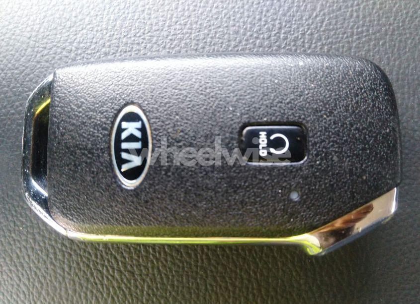 Photo 11 of 2021 Kia Soul TURBO (VIN KNDJ53AF2M7738986)