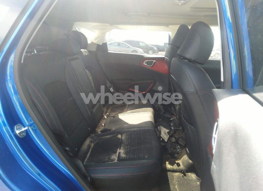 Photo 8 of 2021 Kia Soul TURBO (VIN KNDJ53AF2M7738986)