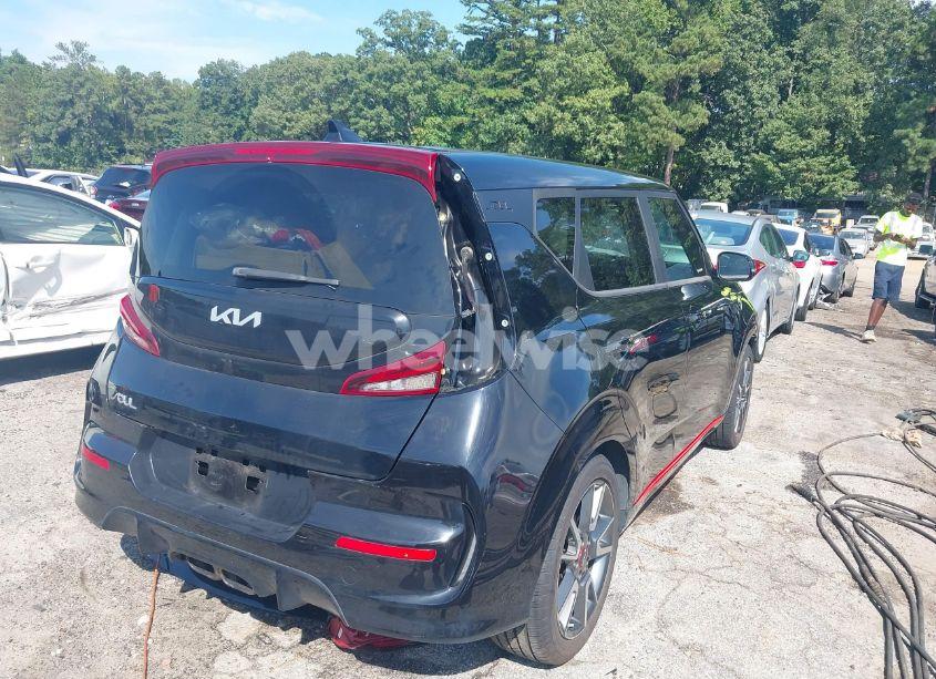 Photo 4 of 2022 Kia Soul TURBO (VIN KNDJ53AF9N7170320)