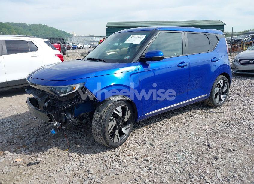 Photo 2 of 2023 Kia Soul GT-LINE (VIN KNDJ53AU0P7197262)
