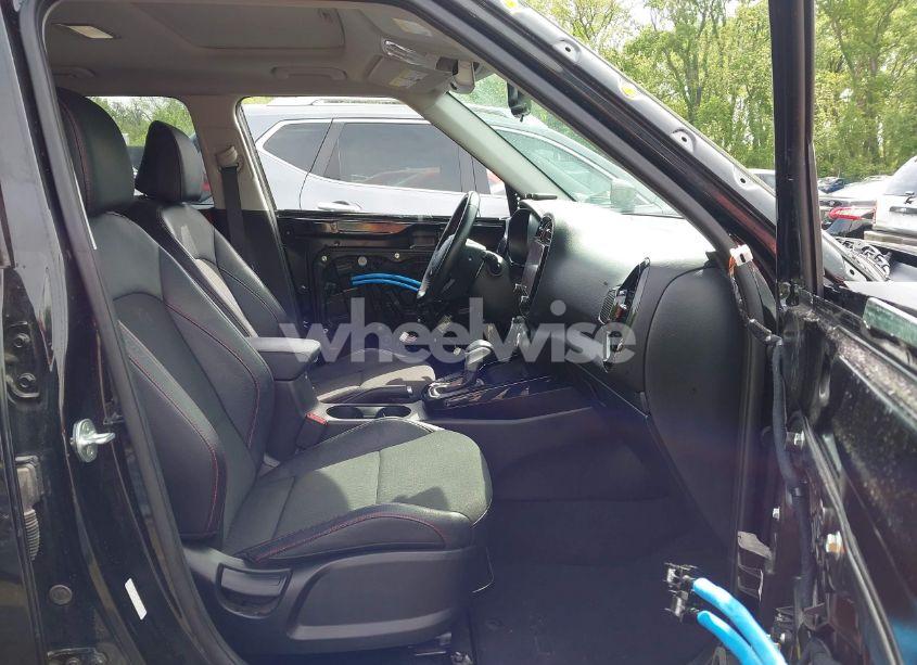 Photo 5 of 2023 Kia Soul GT-LINE (VIN KNDJ53AU5P7848059)