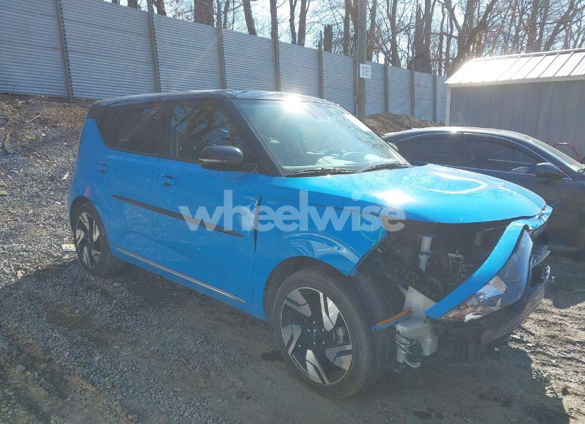 2023 Kia Soul GT-LINE (VIN KNDJ53AU7P7206961) main photo