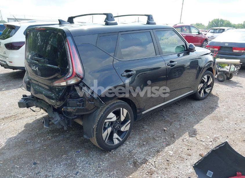 Photo 4 of 2024 Kia Soul GT-LINE (VIN KNDJ53AU7R7903873)