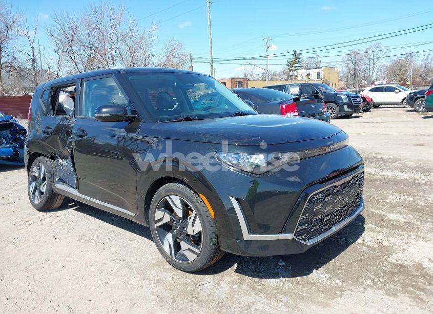 2023 Kia Soul GT-LINE (VIN KNDJ53AU9P7856794) main photo