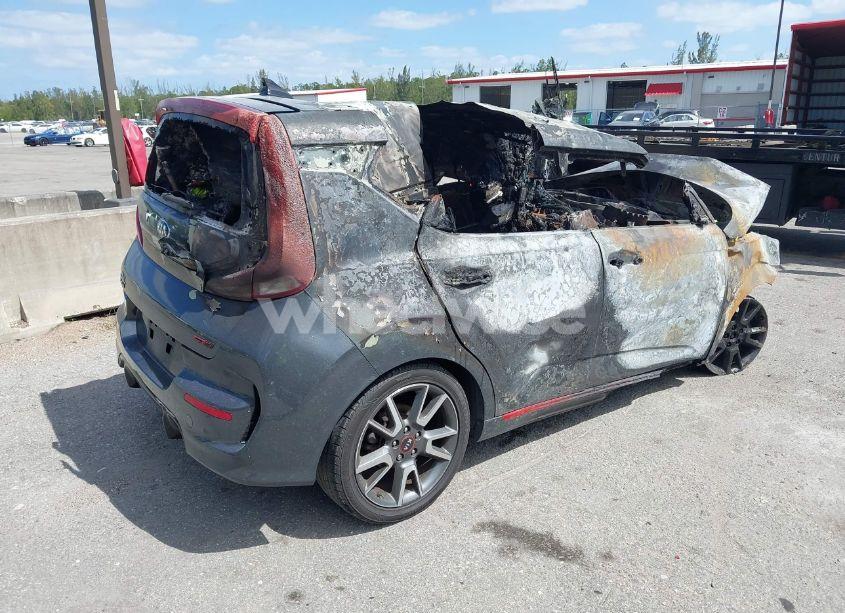 Photo 4 of 2020 Kia Soul GT-LINE (VIN KNDJ63AU4L7000830)