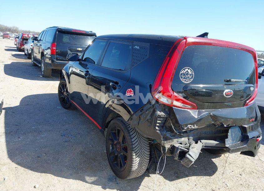 Photo 3 of 2020 Kia Soul GT-LINE (VIN KNDJ63AU9L7026162)