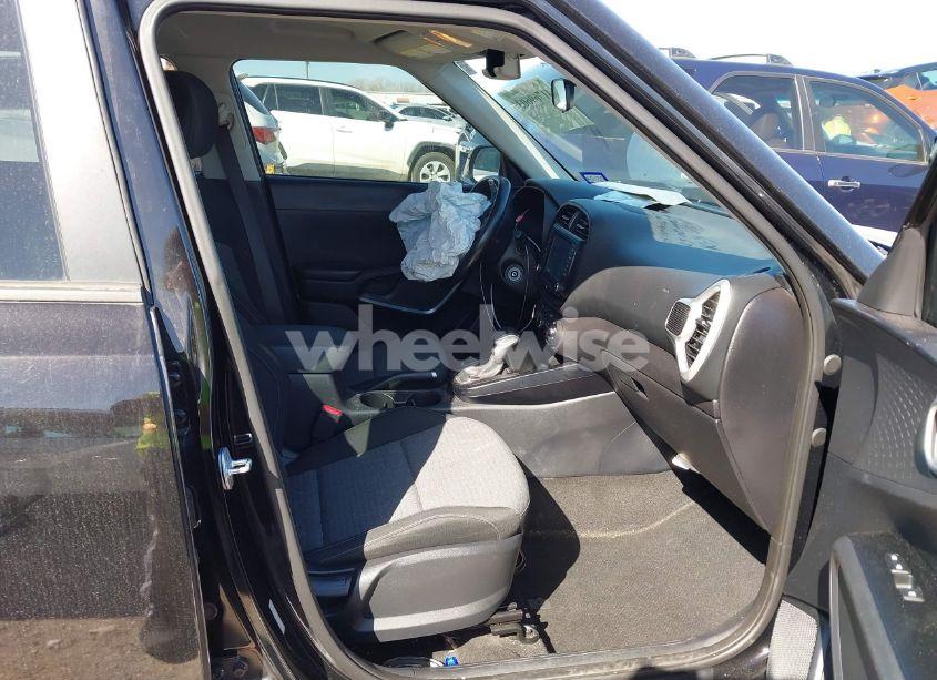 Photo 5 of 2020 Kia Soul GT-LINE (VIN KNDJ63AU9L7026162)