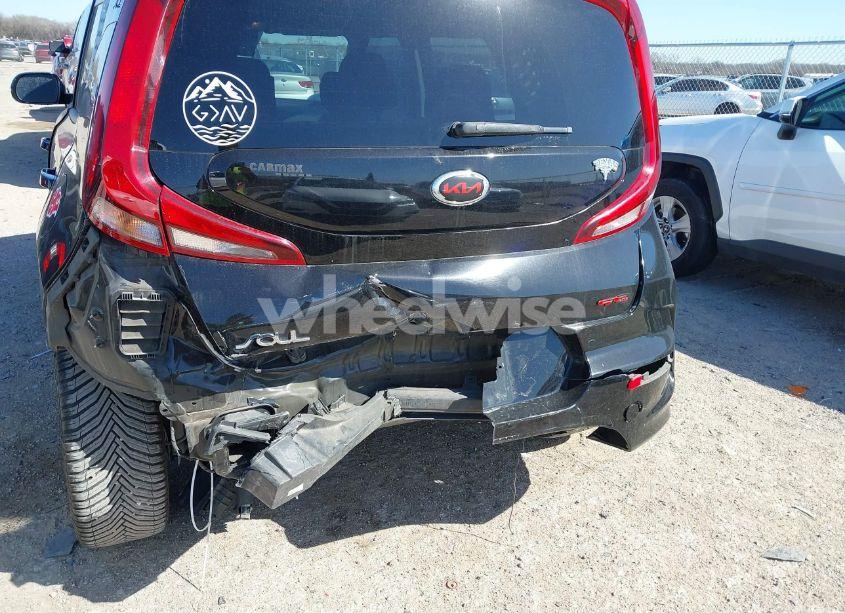 Photo 6 of 2020 Kia Soul GT-LINE (VIN KNDJ63AU9L7026162)