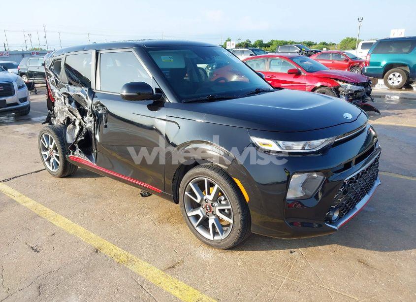 2020 Kia Soul GT-LINE (VIN KNDJ63AU9L7033435) main photo