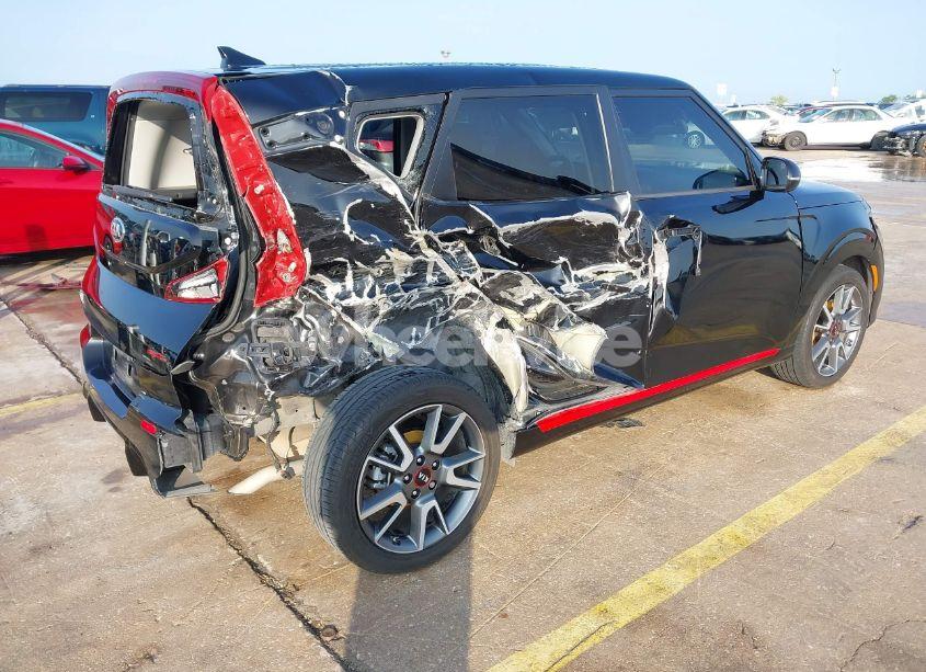 Photo 4 of 2020 Kia Soul GT-LINE (VIN KNDJ63AU9L7033435)