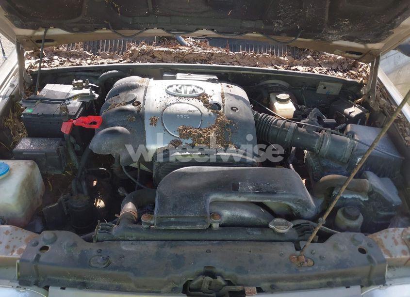 Photo 10 of 2002 Kia Sportage (VIN KNDJB723525120932)
