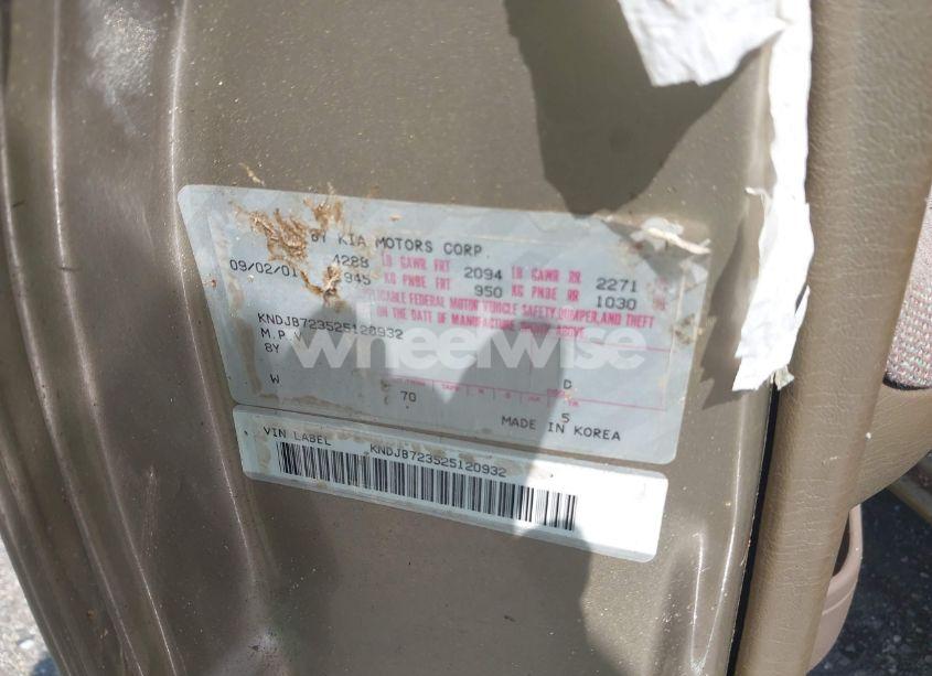 Photo 9 of 2002 Kia Sportage (VIN KNDJB723525120932)
