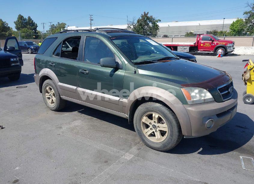 2003 Kia Sorento EX/LX (VIN KNDJC733135050990) main photo