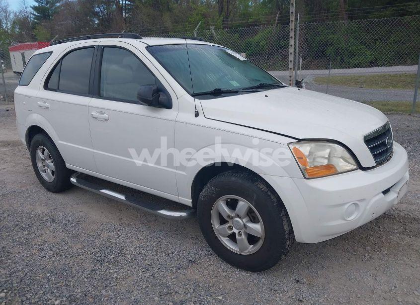 2008 Kia Sorento LX (VIN KNDJC735085785971) main photo