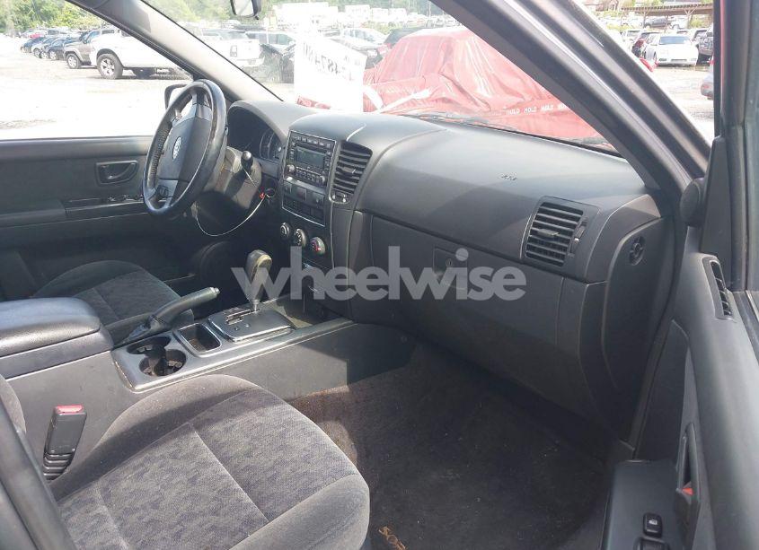 Photo 5 of 2008 Kia Sorento LX (VIN KNDJC735385819725)