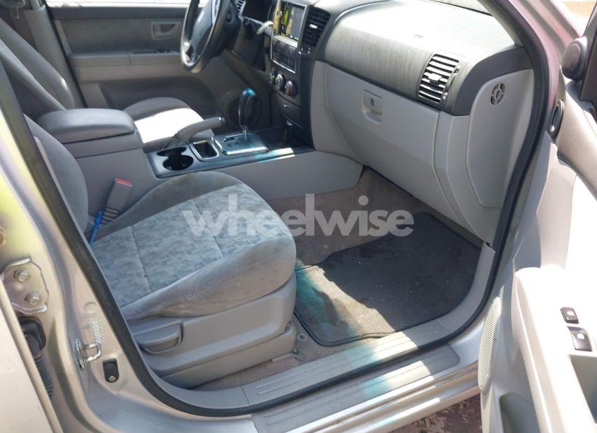 Photo 5 of 2008 Kia Sorento LX (VIN KNDJC735485810791)