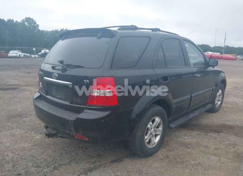 Photo 4 of 2007 Kia Sorento EX (VIN KNDJC736575676848)