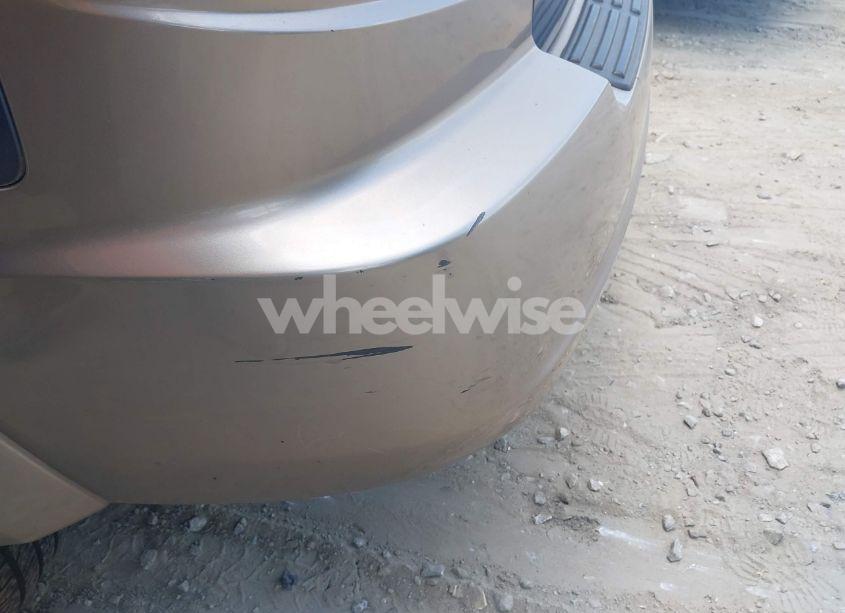 Photo 12 of 2003 Kia Sorento EX/LX (VIN KNDJD733935098251)