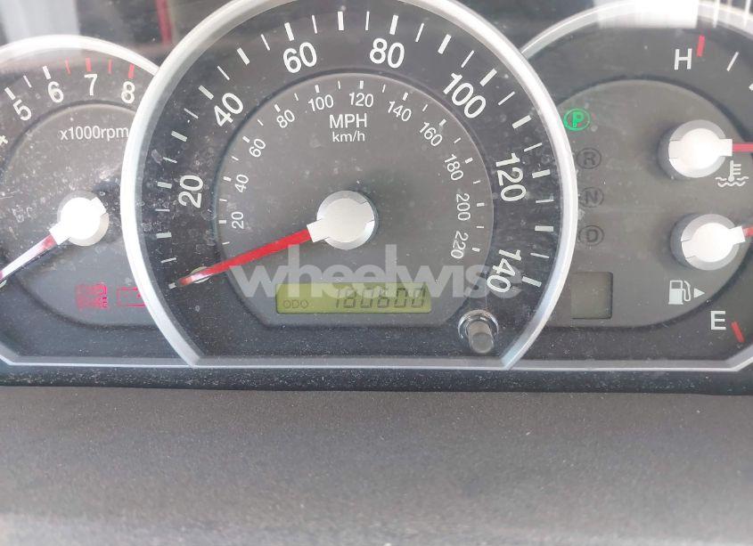 Photo 7 of 2008 Kia Sorento LX (VIN KNDJD735185775169)