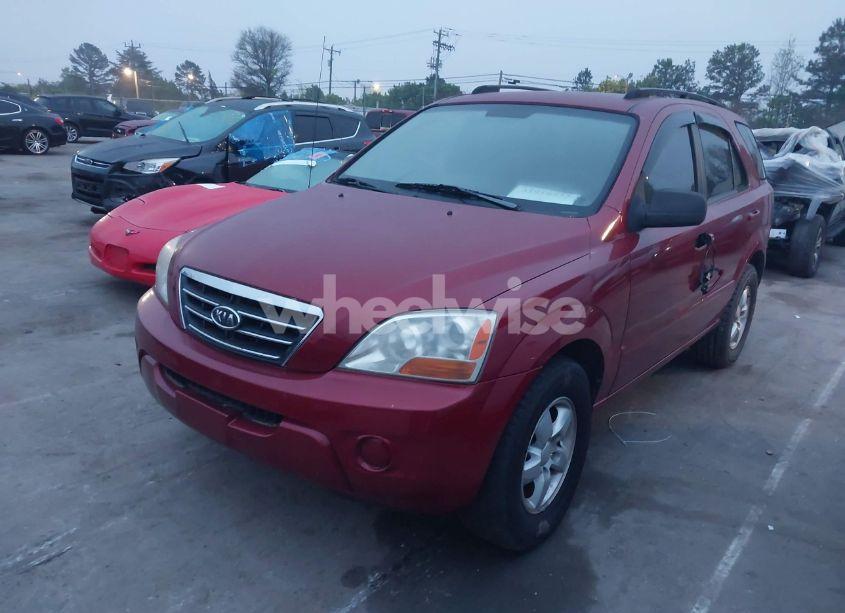 Photo 2 of 2008 Kia Sorento LX (VIN KNDJD735485838927)