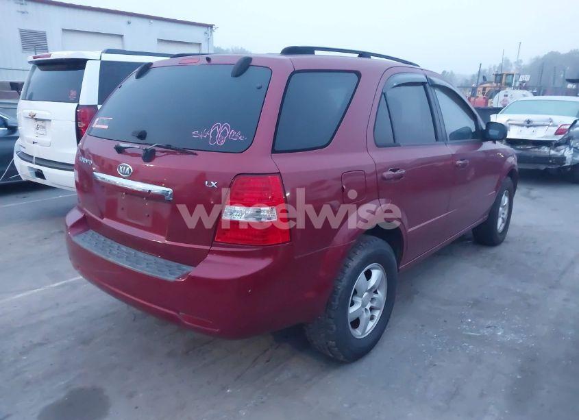 Photo 4 of 2008 Kia Sorento LX (VIN KNDJD735485838927)