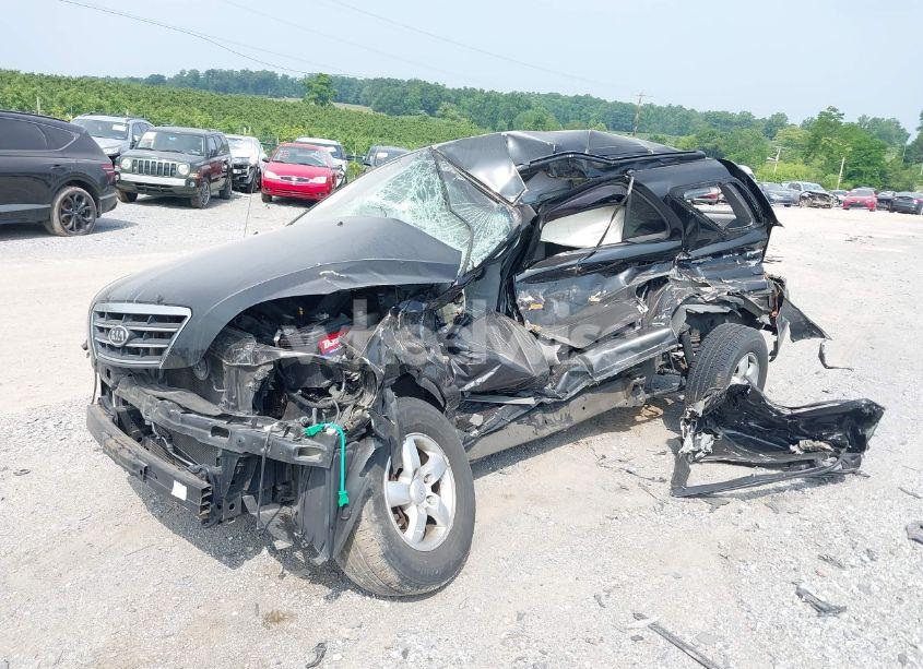 Photo 2 of 2008 Kia Sorento LX (VIN KNDJD735685856135)