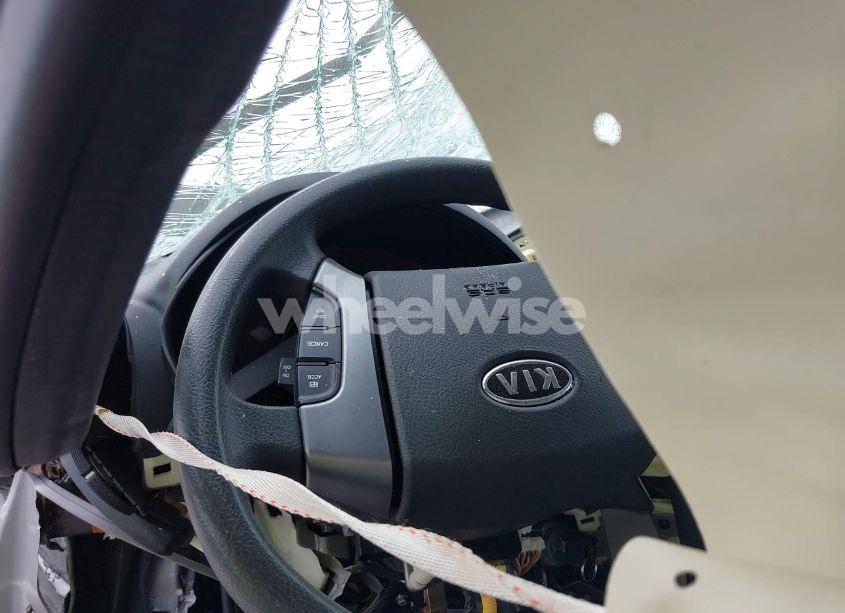 Photo 7 of 2008 Kia Sorento LX (VIN KNDJD735685856135)