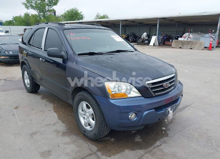 2008 Kia Sorento LX (VIN KNDJD735885794804) main photo