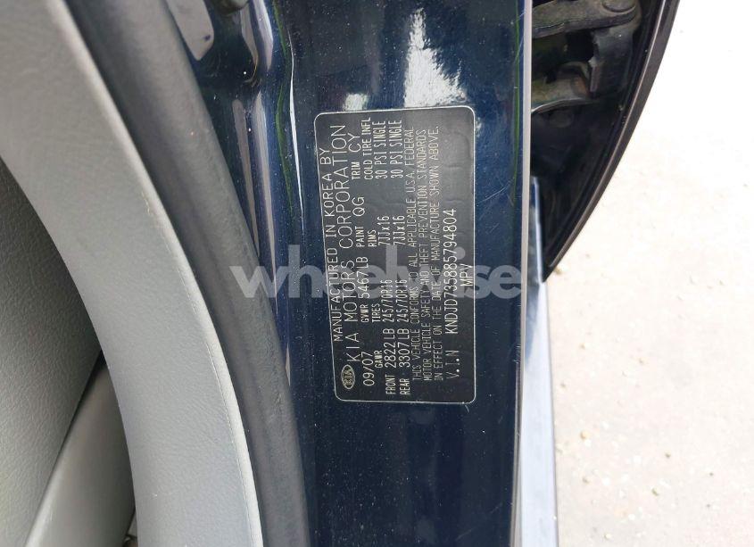 Photo 9 of 2008 Kia Sorento LX (VIN KNDJD735885794804)