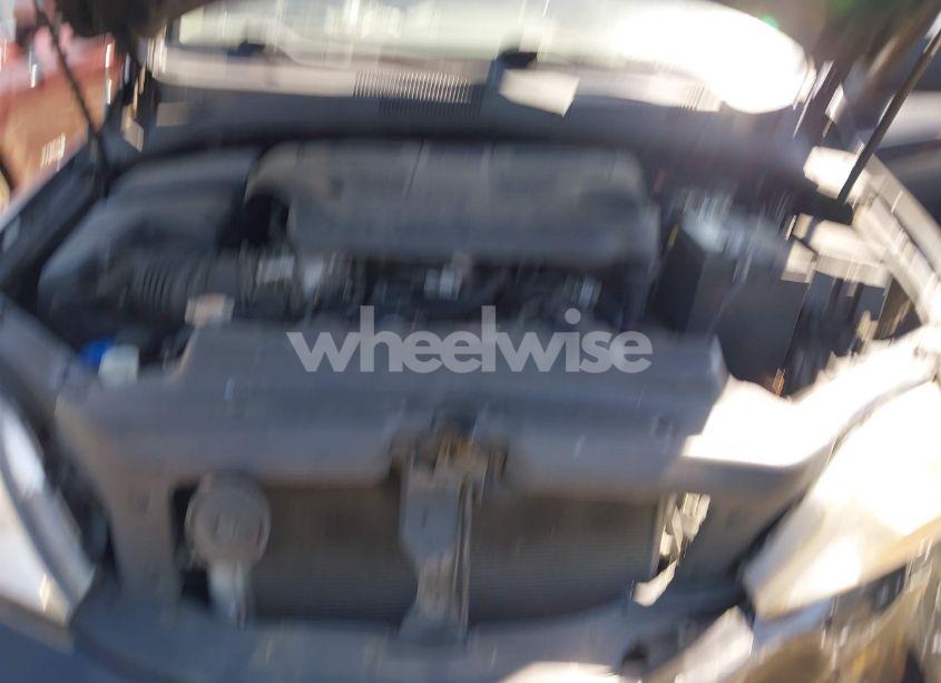 Photo 10 of 2009 Kia Sorento LX (VIN KNDJD735995882262)