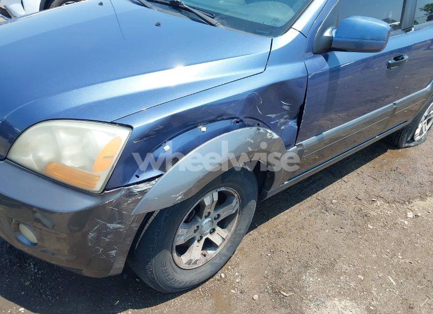 Photo 6 of 2007 Kia Sorento EX (VIN KNDJD736775665931)