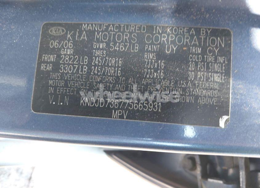 Photo 9 of 2007 Kia Sorento EX (VIN KNDJD736775665931)