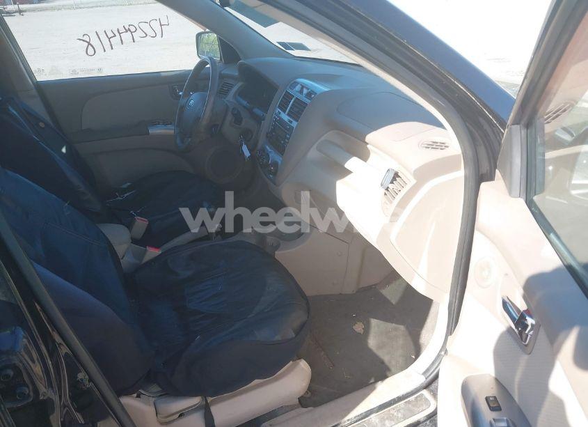 Photo 5 of 2008 Kia Sportage EX V6 (VIN KNDJE723087470411)