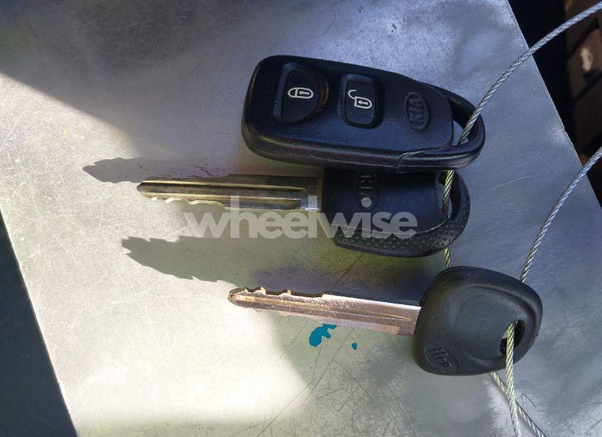 Photo 11 of 2009 Kia Sportage LX V6 (VIN KNDJE723097573023)