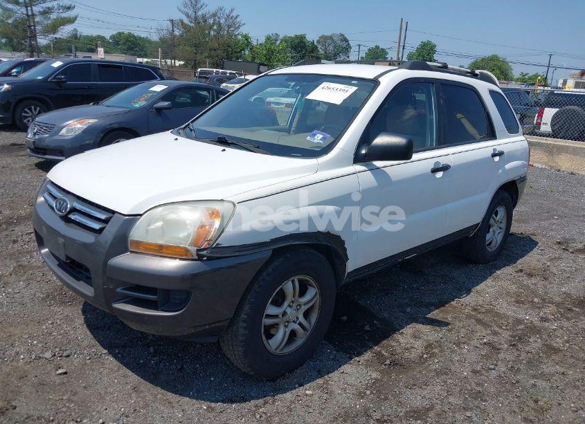 Photo 2 of 2008 Kia Sportage LX V6 (VIN KNDJE723187518711)