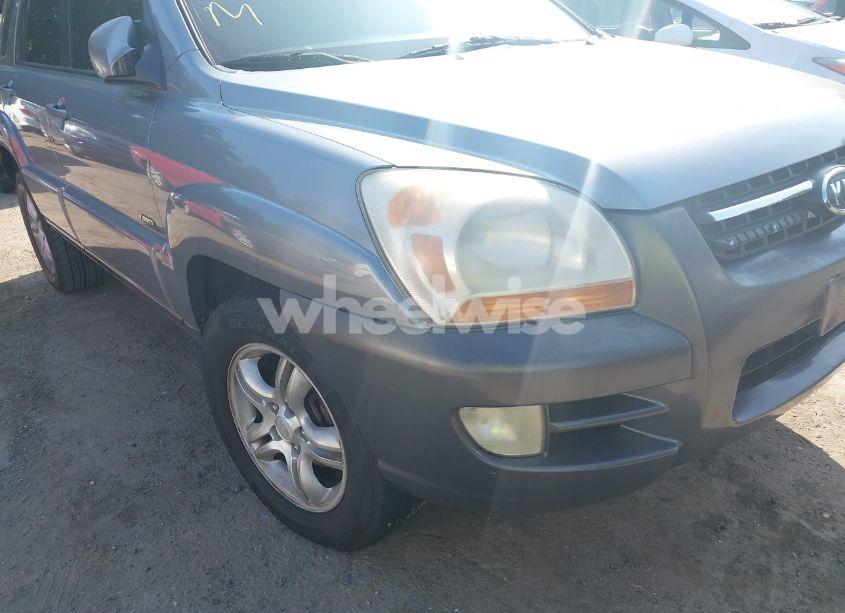Photo 6 of 2005 Kia Sportage EX V6/LX V6 (VIN KNDJE723757063391)